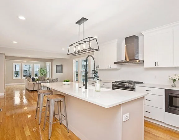 68 Edward St, Medford