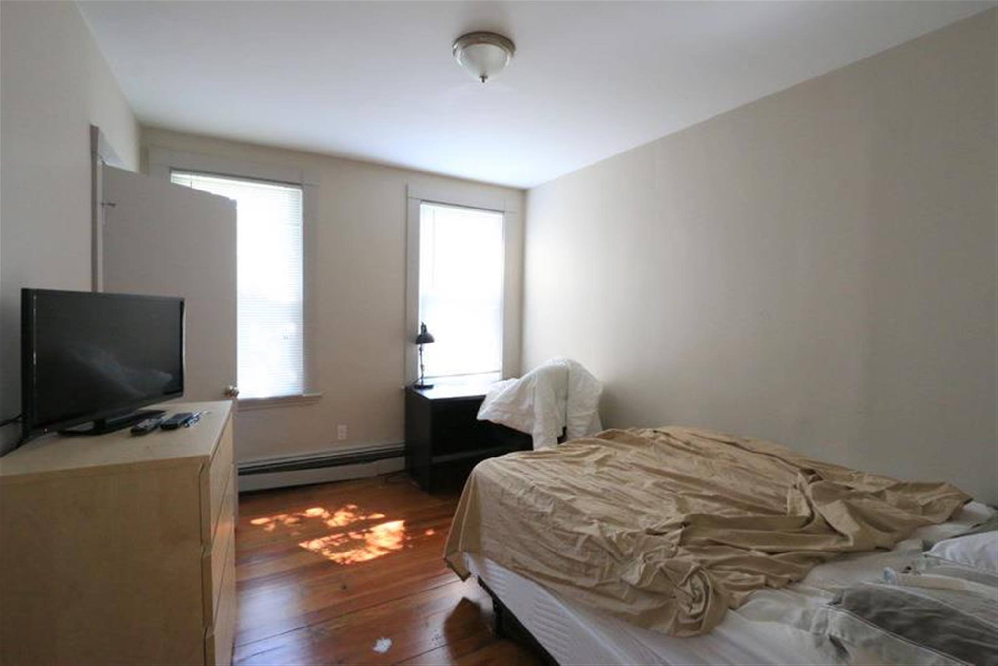 2 bed, 1 bath apartment for rent at 107 Winter St Unit N/A, East Cambridge — photo 6 of 19