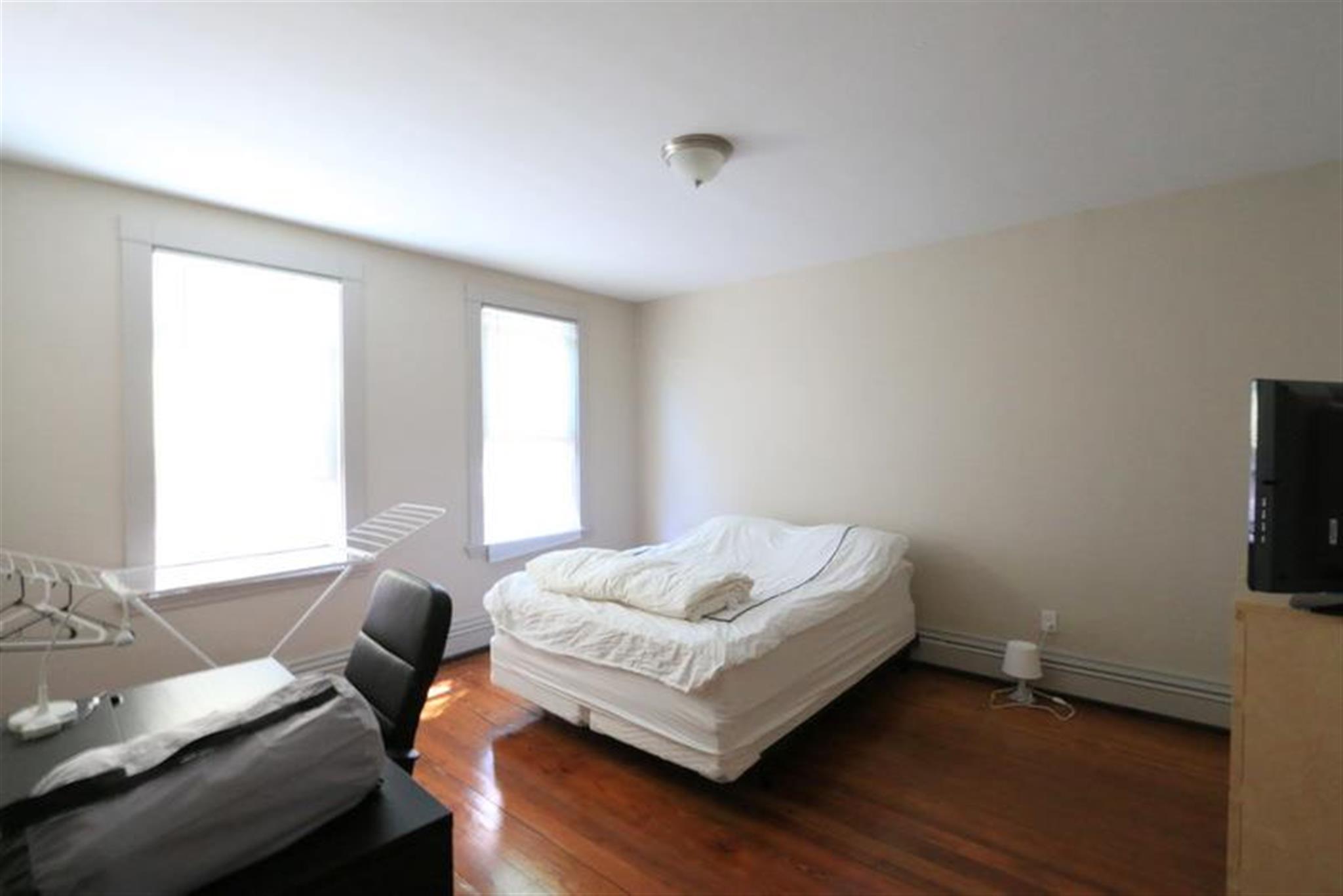 2 bed, 1 bath apartment for rent at 107 Winter St Unit 2, East Cambridge — photo 2 of 20