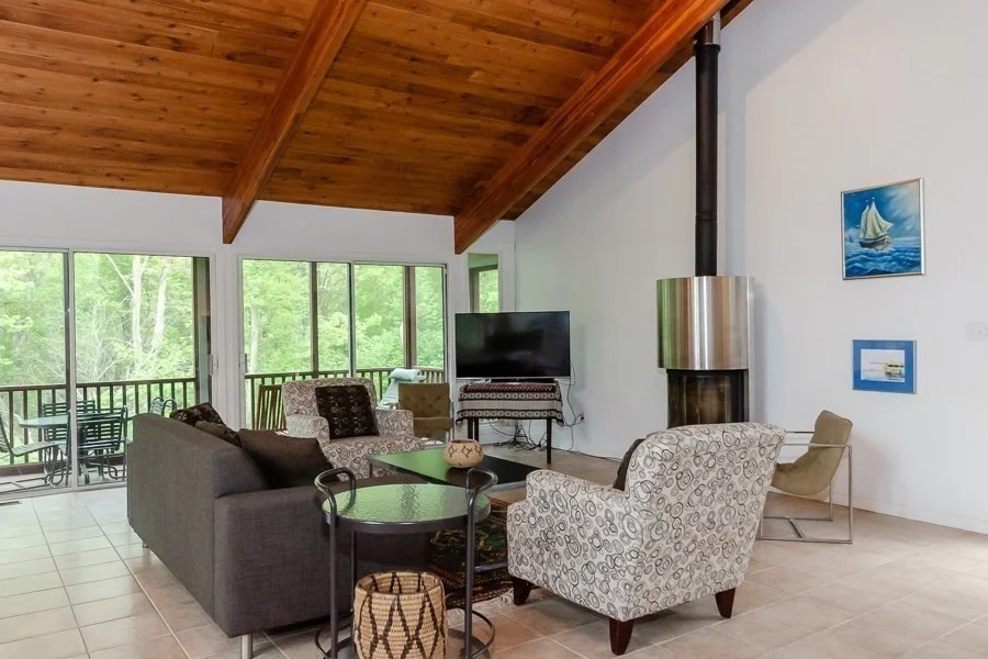 3 Nonquitt Ave, Nonquitt