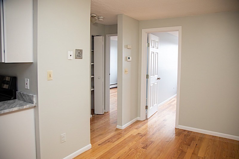 14 Murdock, Ball Square