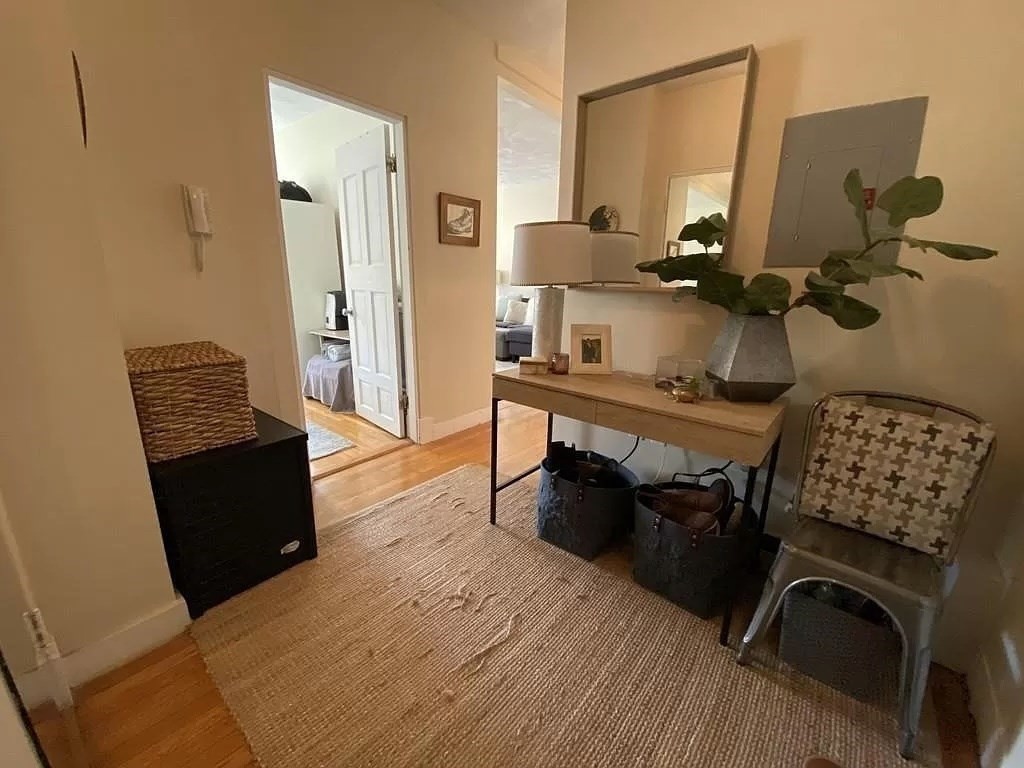 1665 Commonwealth Ave, Brighton