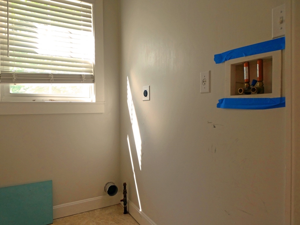 396 Pearl St, Brockton