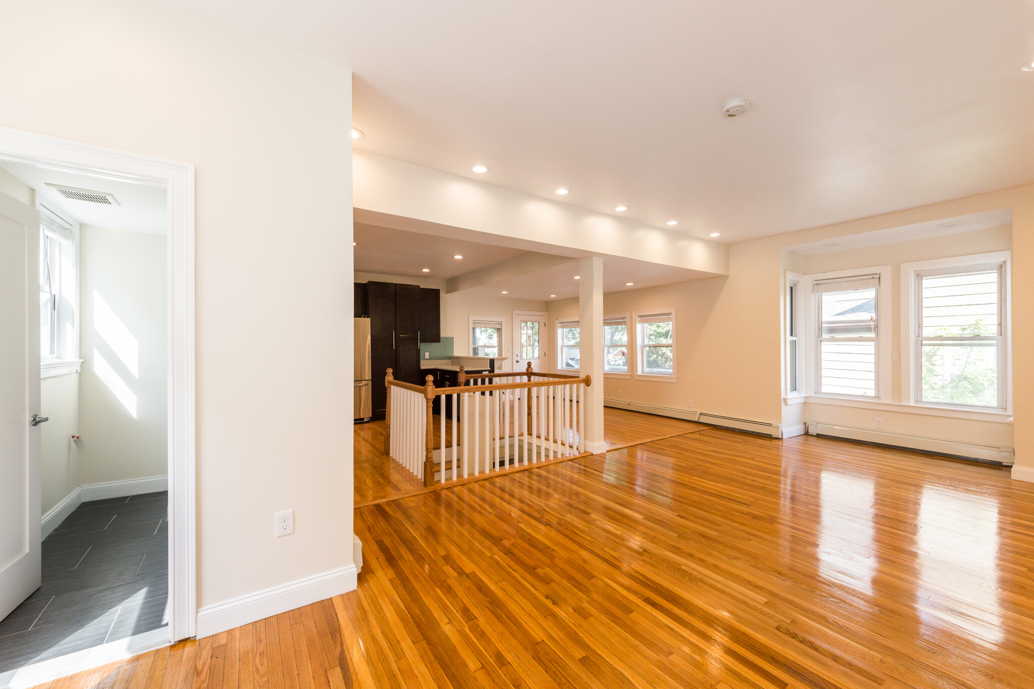 6 bed, 4+ bath apartment for rent at 126 Monument St Unit 1, West Medford — photo 2 of 27