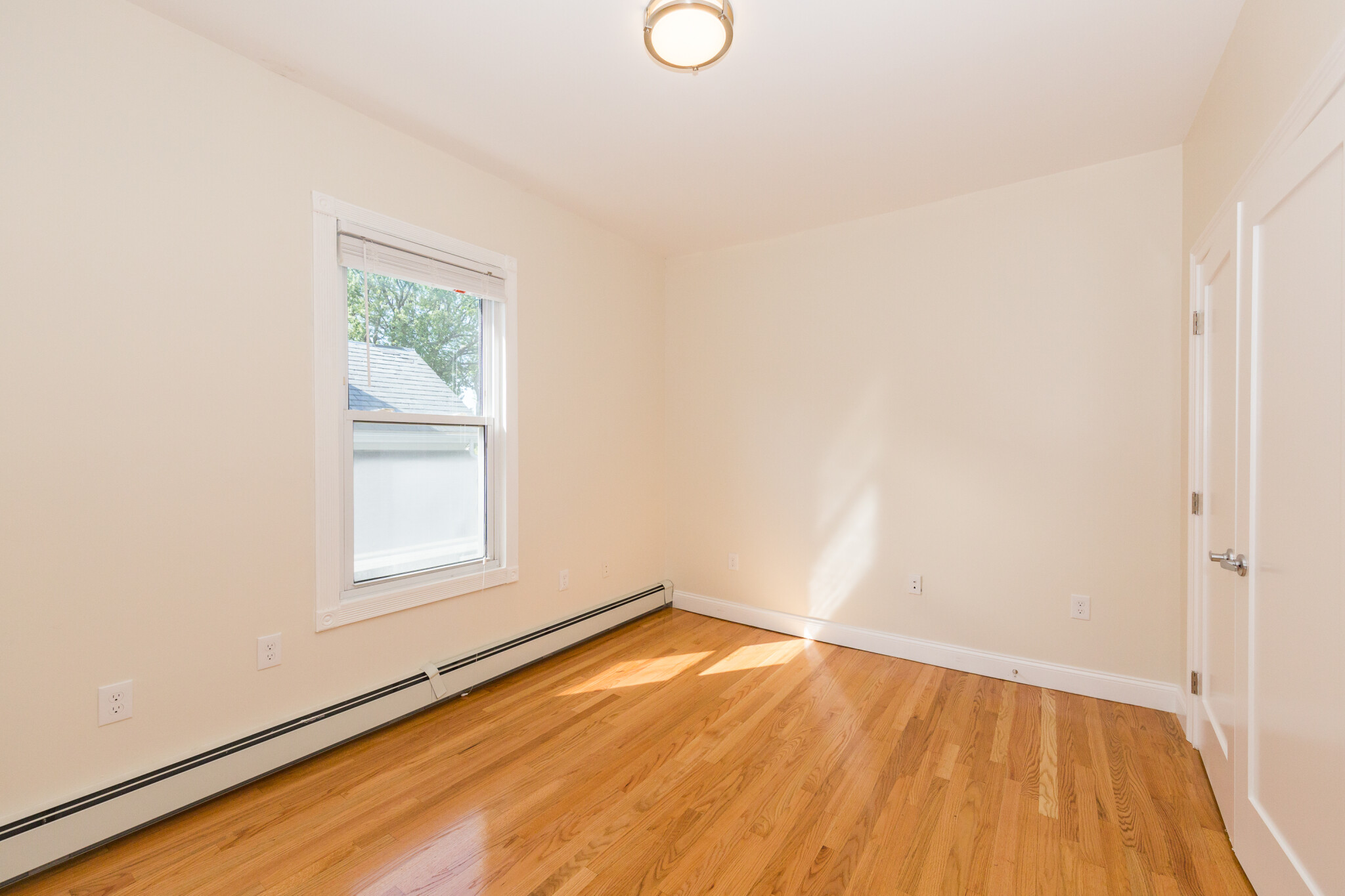 6 bed, 4+ bath apartment for rent at 126 Monument St Unit 1, West Medford — photo 6 of 27