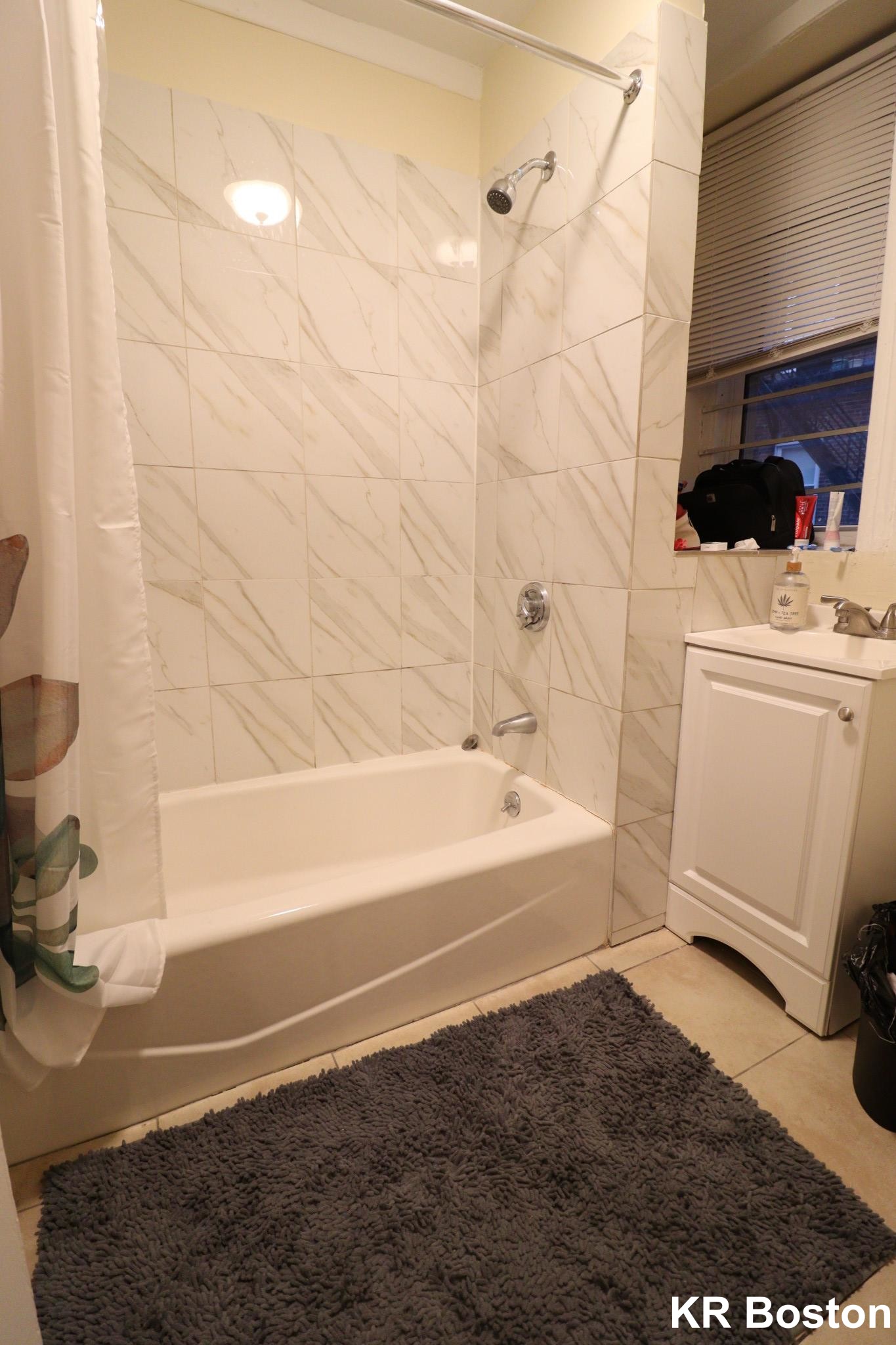 2 bed, 1 bath apartment for rent at 126 Warren St Unit 49, Brighton — photo 8 of 9