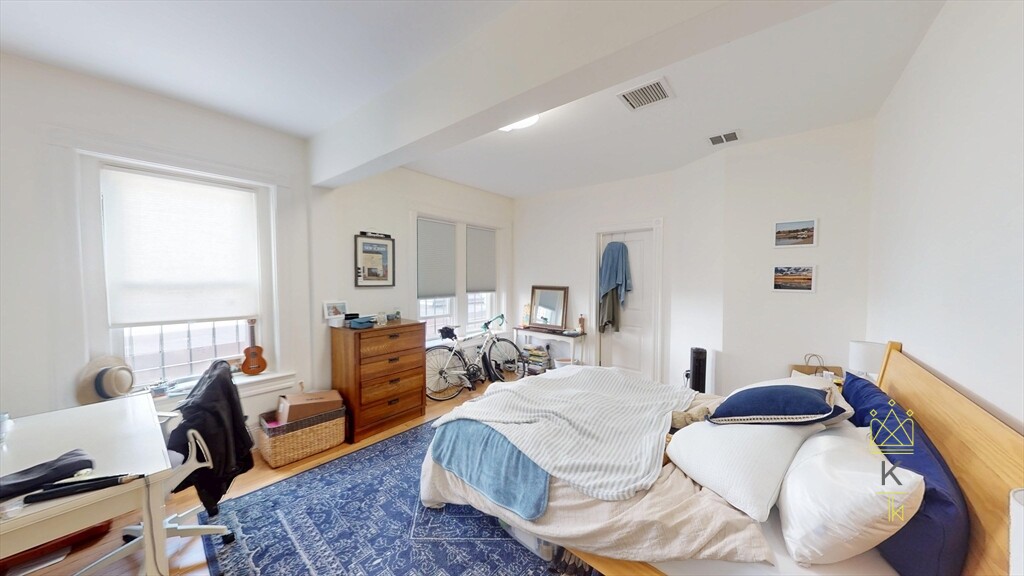 5 Davis Ave, Emerson Gardens