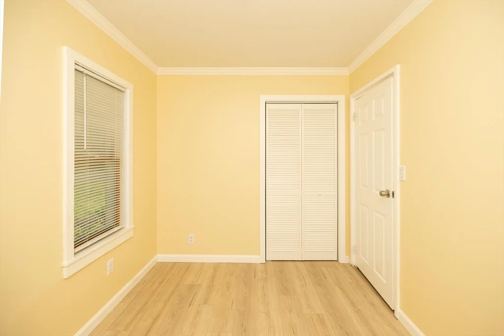 26 Steven Rd, Westborough