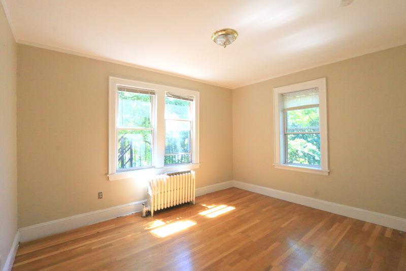 Studio bed, 1 bath apartment for rent at 77 Hancock St Unit 3, Central Square — photo 2 of 11