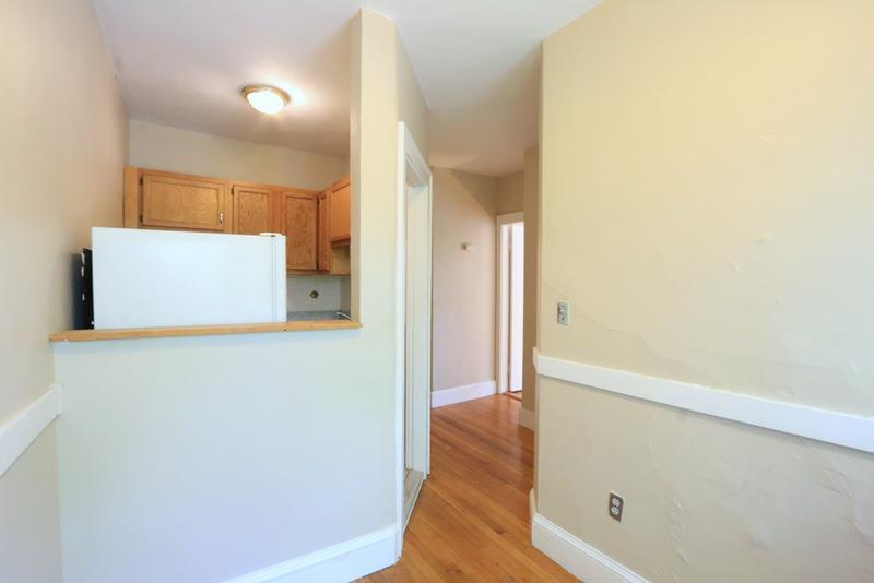 Studio bed, 1 bath apartment for rent at 77 Hancock St Unit 3, Central Square — photo 8 of 11