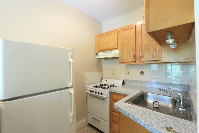 Studio bed, 1 bath apartment for rent at 77 Hancock St Unit 3, Central Square — photo 9 of 11