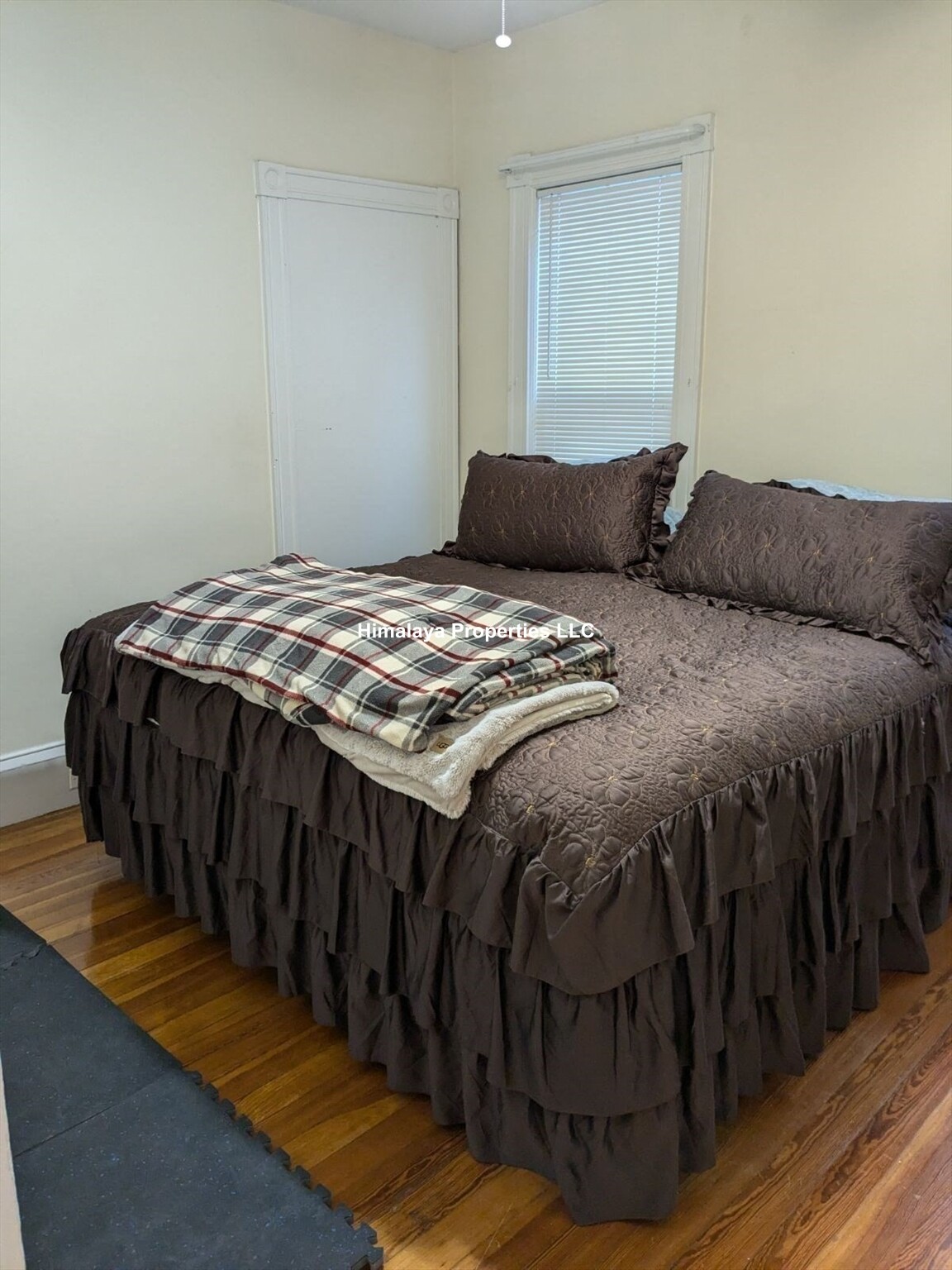 29 Bromfield Rd, Tufts