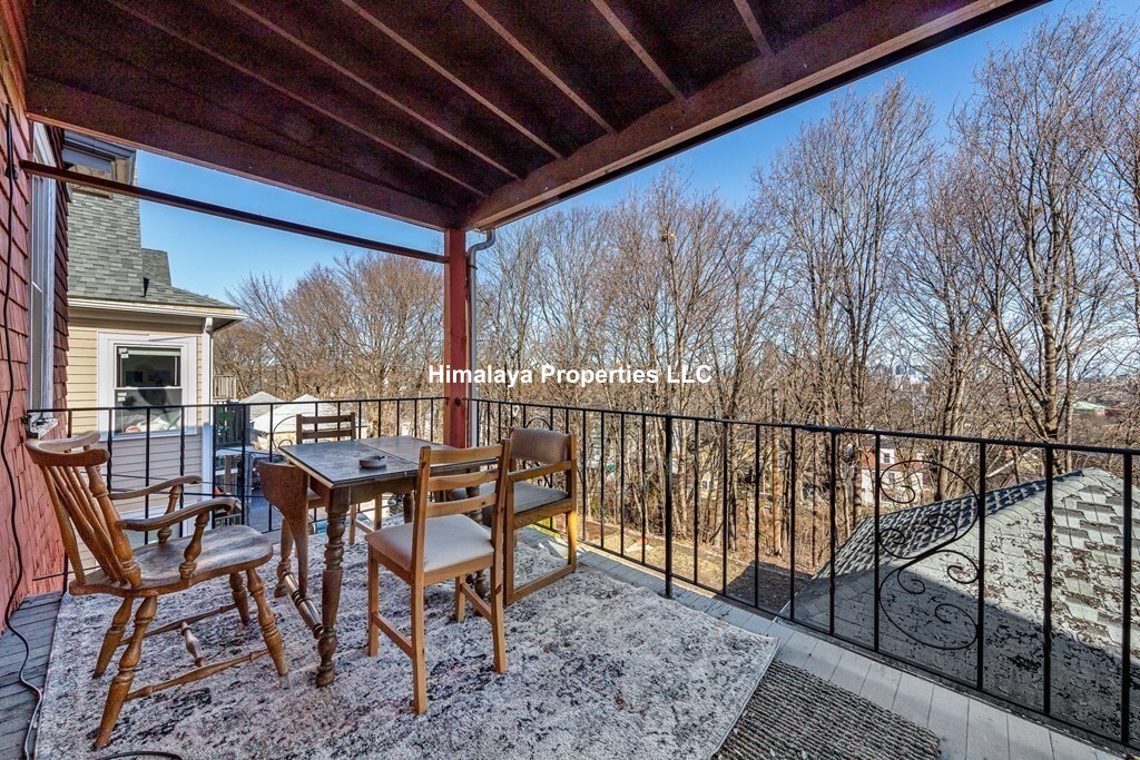 222-224 Calumet St, Mission Hill