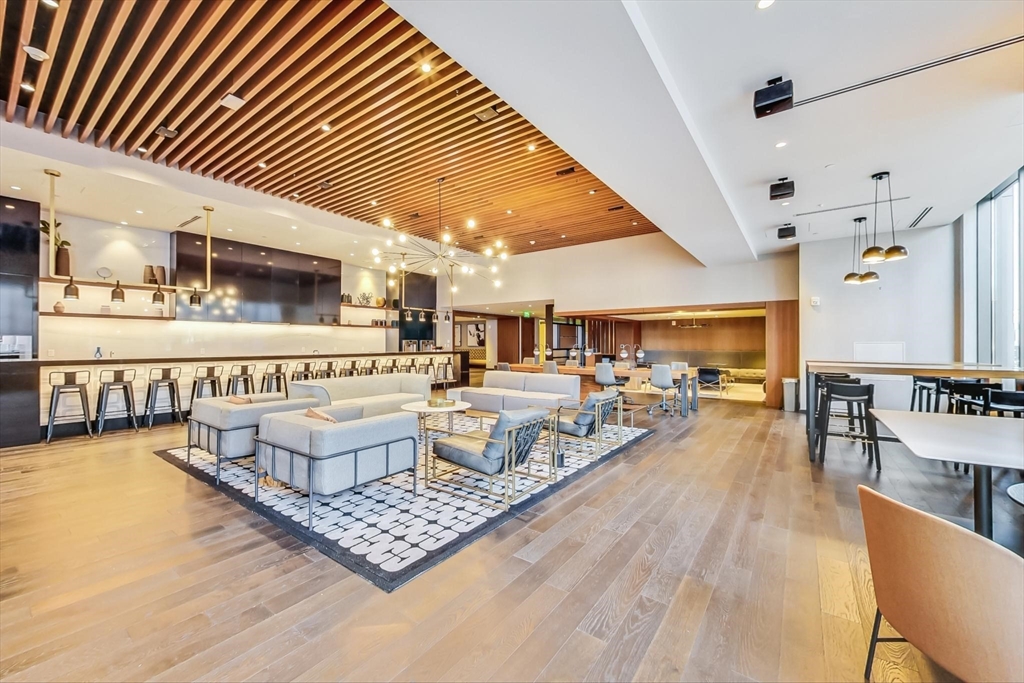 135 Seaport Blvd, Seaport District