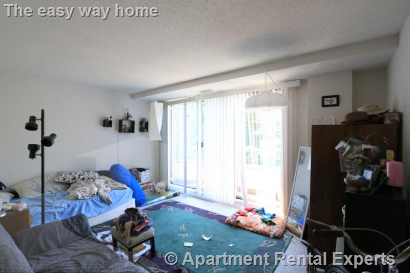 175 Beacon St, Ward Two