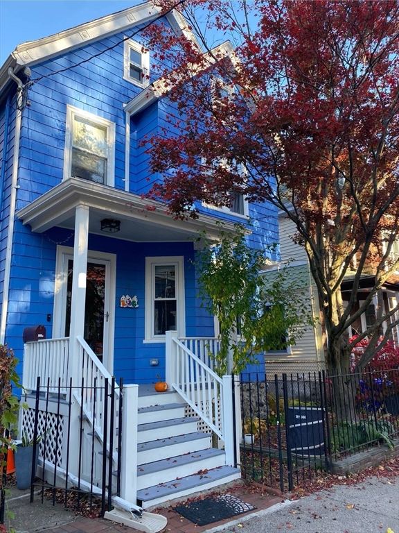 21 Edge Hill St, Jamaica Plain