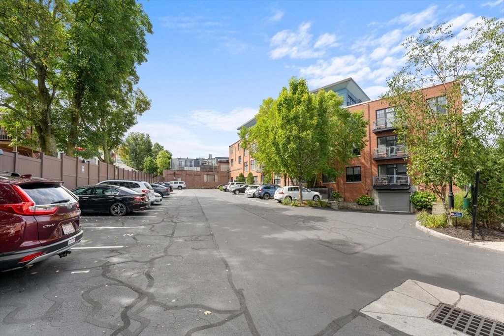 944 Dorchester Ave, Dorchester