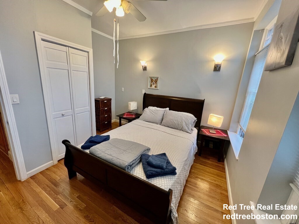 36 Winchester St, Coolidge Corner