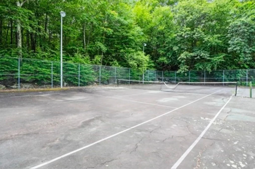 330 Sunderland Rd, Worcester