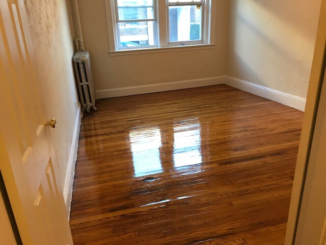 1 split bed, 1 bath apartment for rent at 127 Sutherland Rd Unit B., Brighton — photo 1 of 3