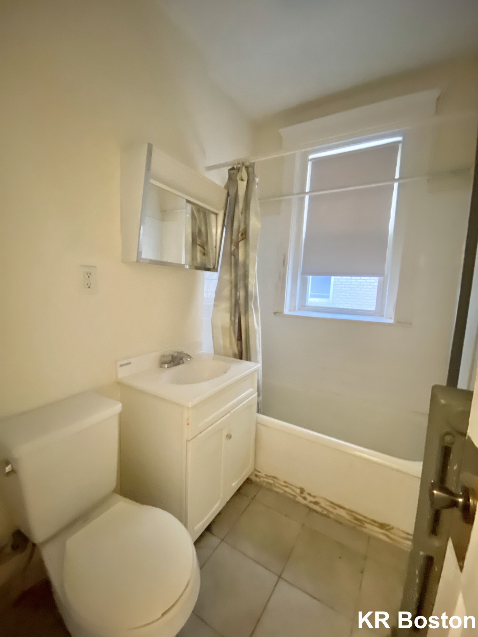 1 bed, 1 bath apartment for rent at 127 Washington St Unit 36, Brighton — photo 1 of 5