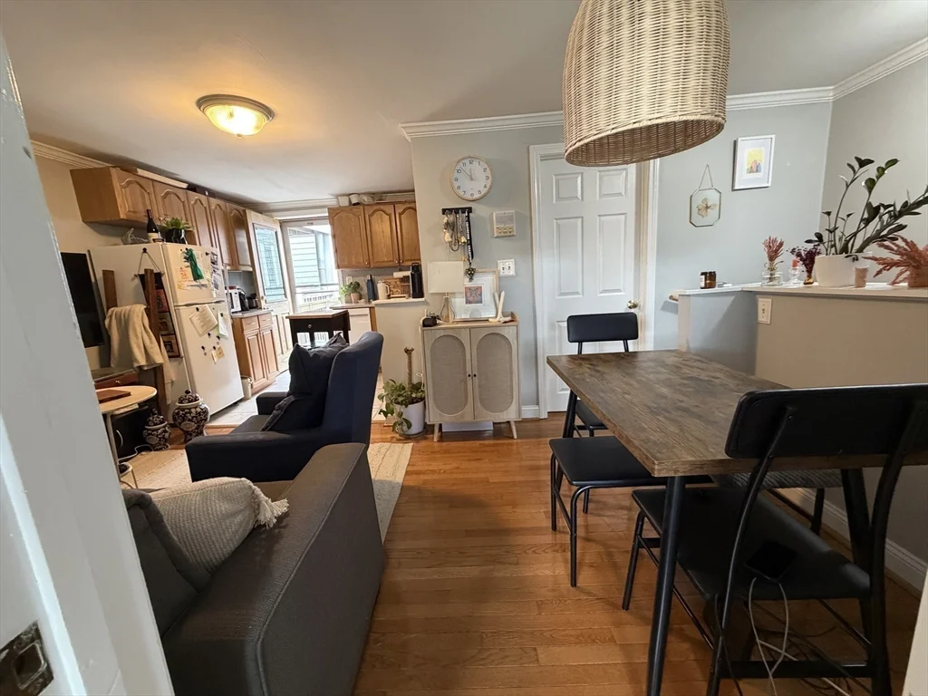 122 D St, South Boston