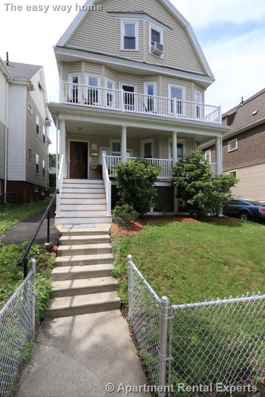 3.5 bed, 1 bath apartment for rent at 188 Powderhouse Blvd Unit 2, Davis Square — photo 12 of 15