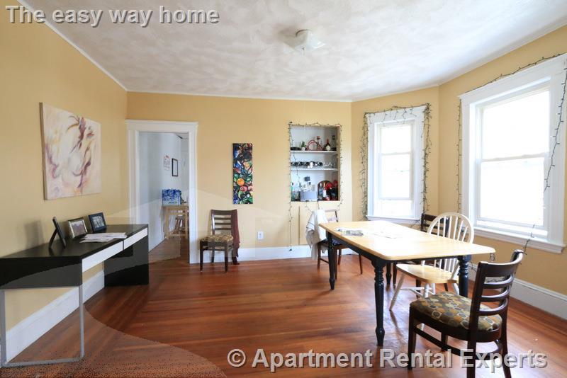 3.5 bed, 1 bath apartment for rent at 188 Powderhouse Blvd Unit 2, Davis Square — photo 2 of 15