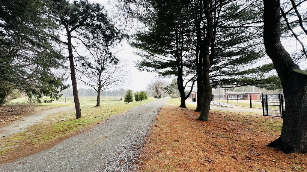 440 Washington St, Wellesley