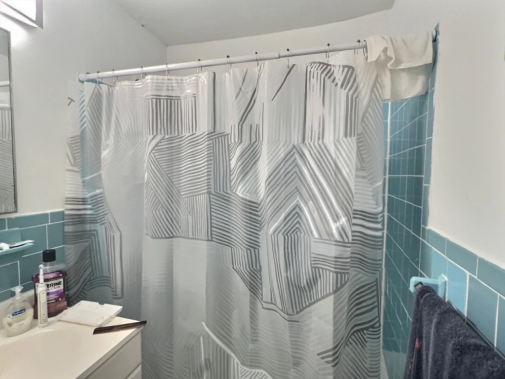 1027 Commonwealth Ave, Allston