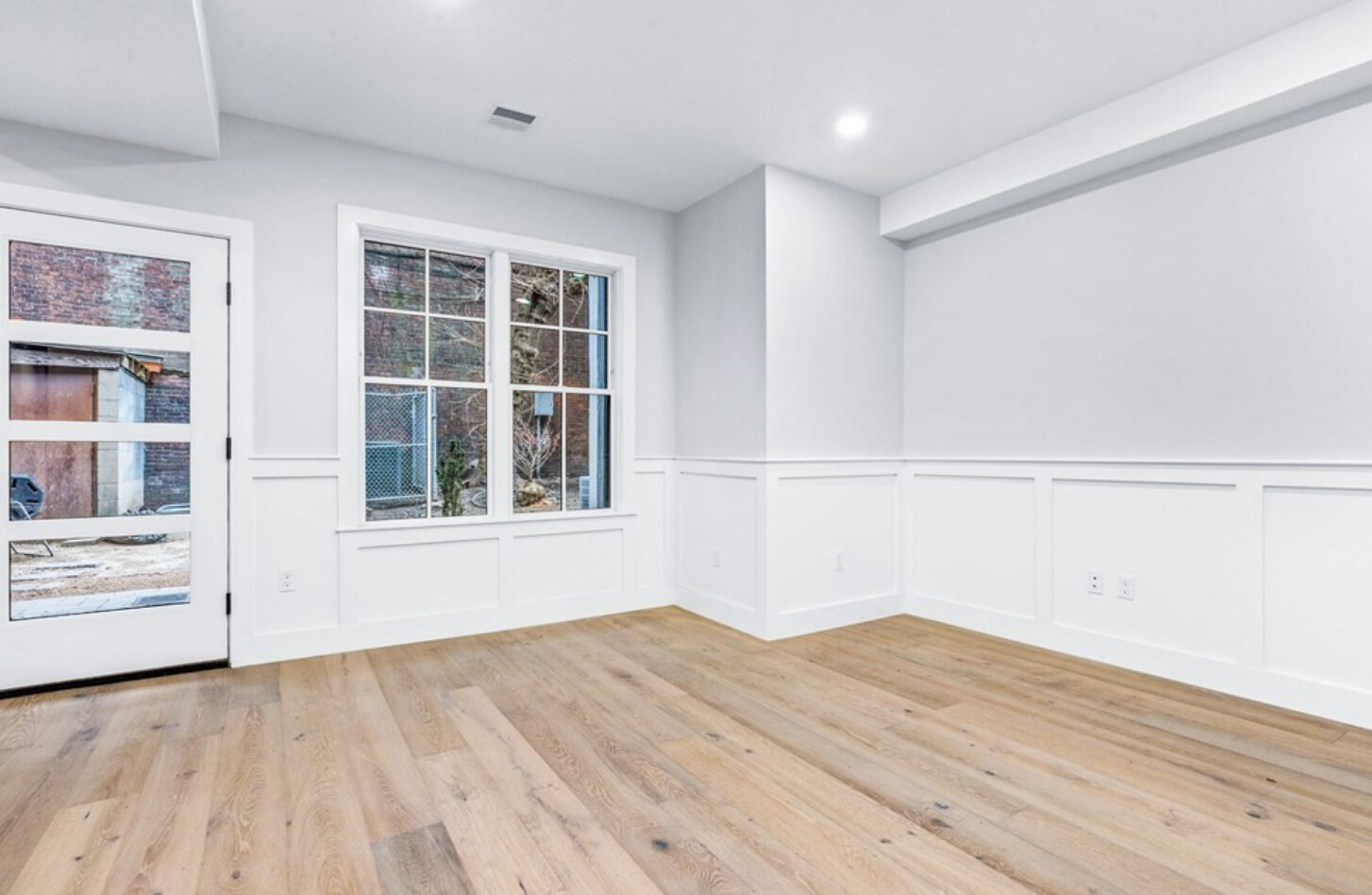 300 Somerville Ave, Ward Two