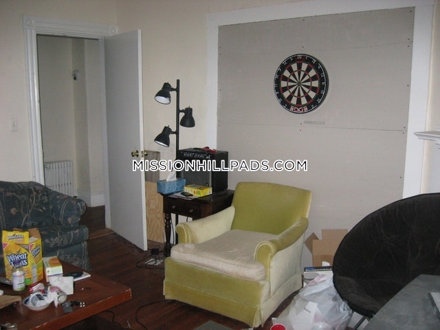 3 bed, 1 bath apartment for rent at 34 Darling St Unit U1, Mission Hill — photo 18 of 44