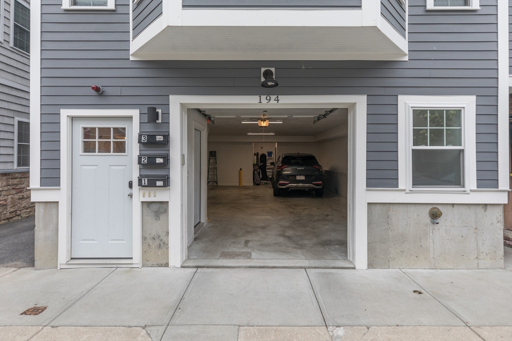 194 K St, South Boston