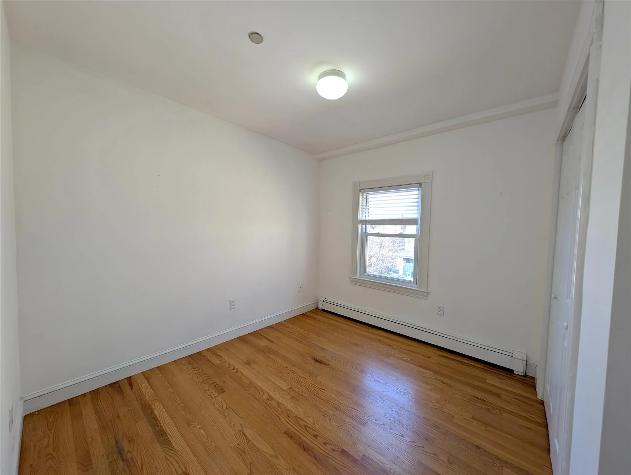 33 Roberts Rd, Mid-Cambridge
