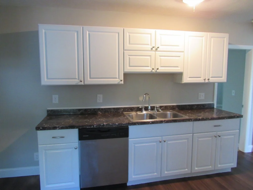 19 Chapman St, Dracut