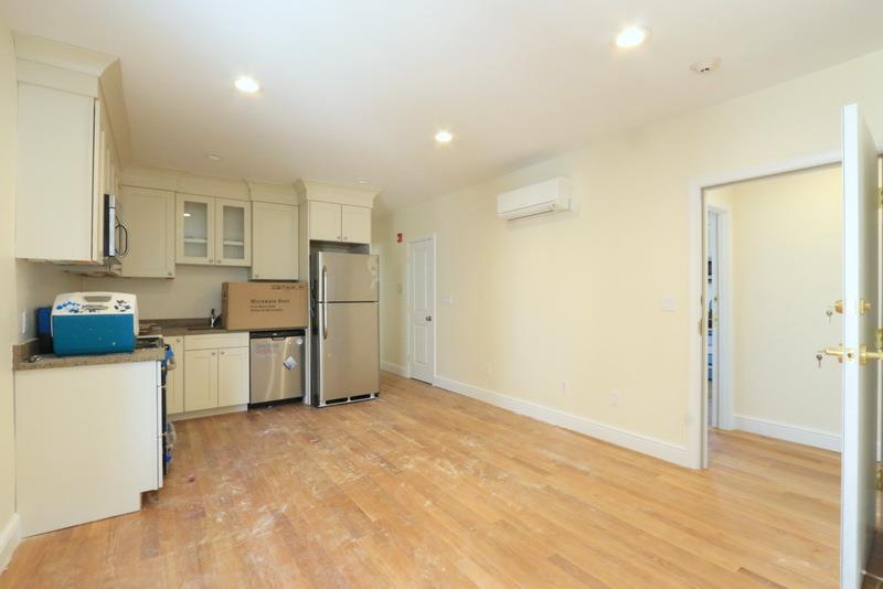 1.5 bed, 1 bath apartment for rent at 220 Massachusetts Ave Unit 3, Arlington — photo 4 of 10
