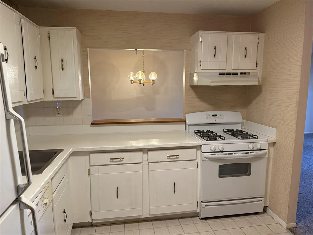 147 Sylvan, Danvers