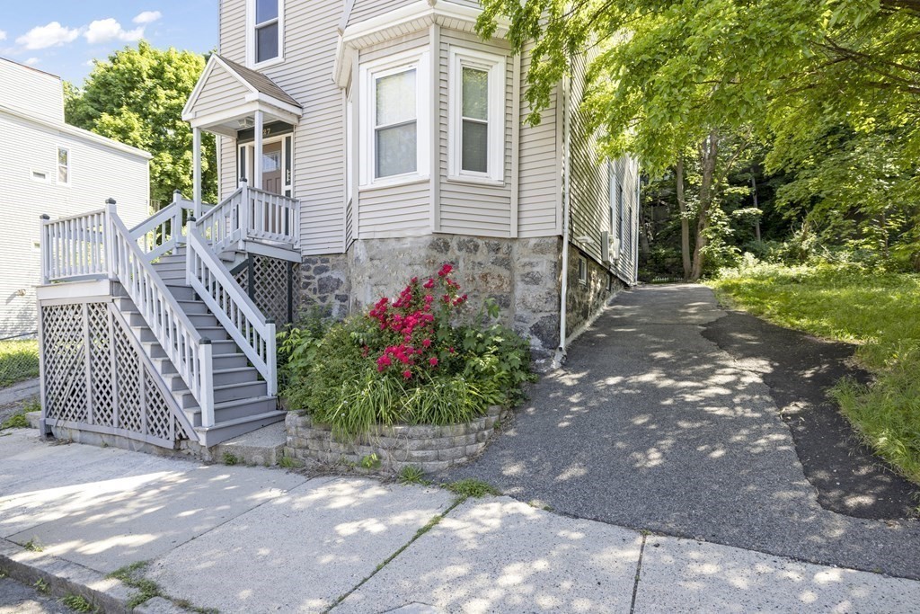 3 bed, 1 bath apartment for rent at 127 Marcella St Unit 3, Roxbury — photo 13 of 13