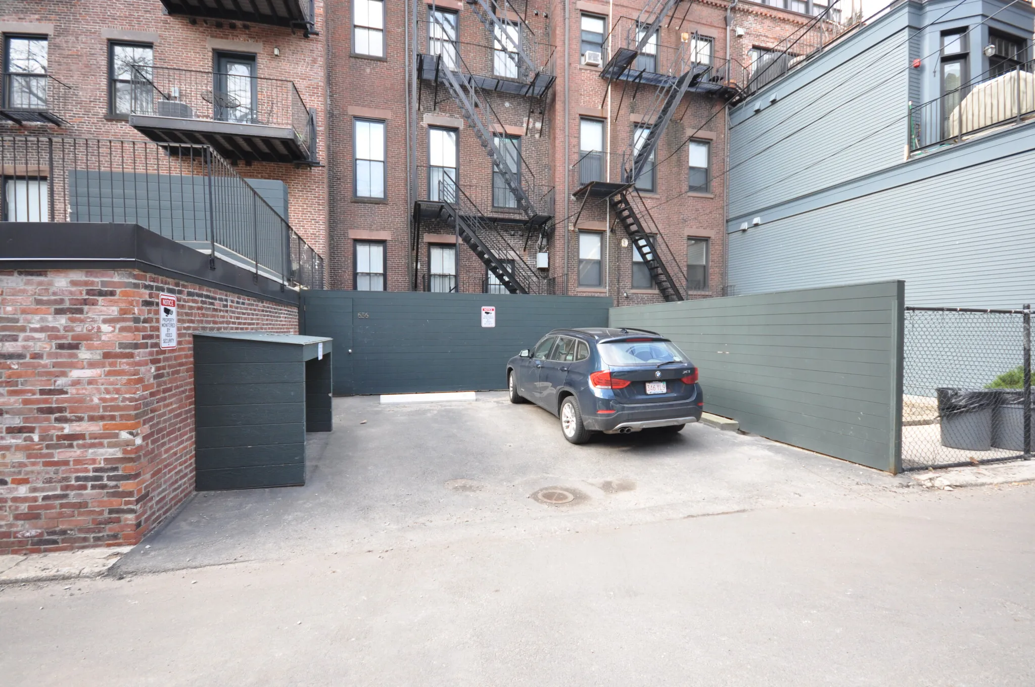 658 Massachusetts Ave, South End