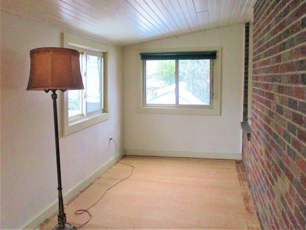 27 Ridgemont St, Allston