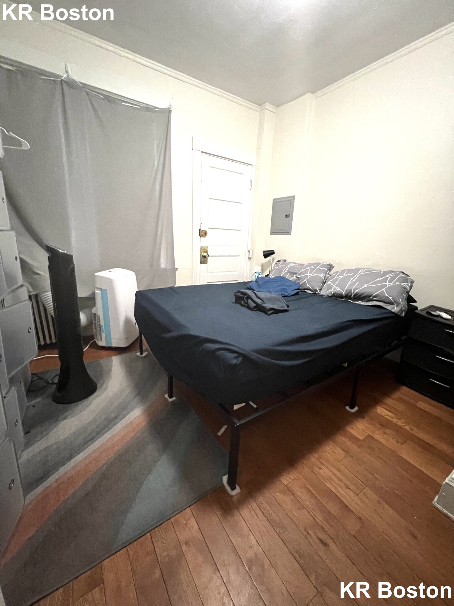 1 bed, 1 bath apartment for rent at 102 Allston St Unit side, Allston — photo 3 of 3
