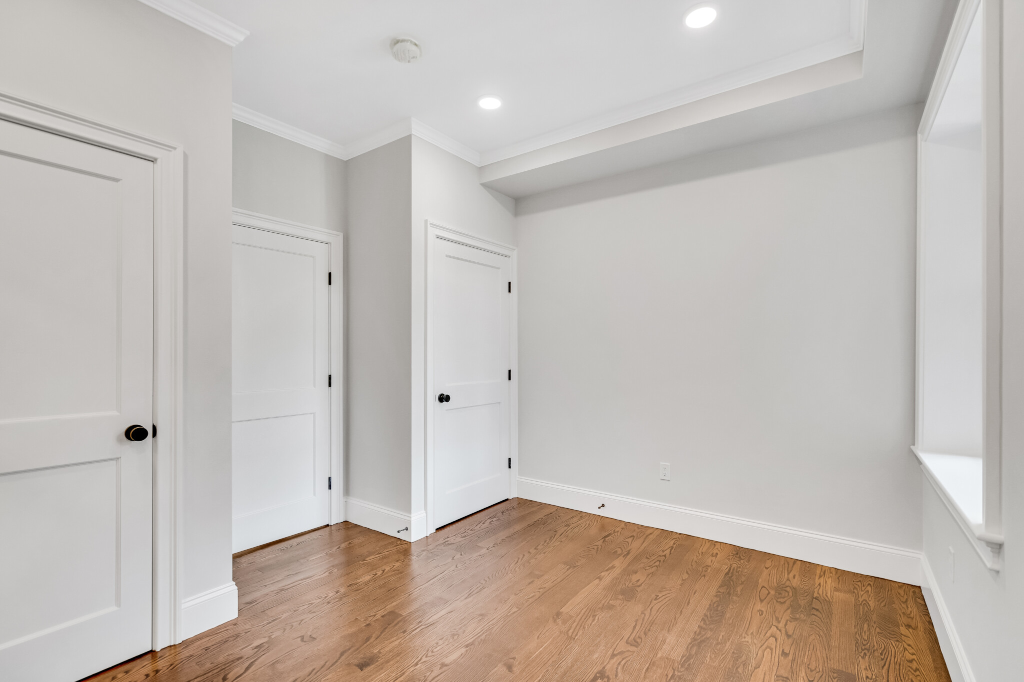 3 bed, 2.5 bath apartment for rent at 128 Longwood Ave Unit U2, Longwood — photo 2 of 3