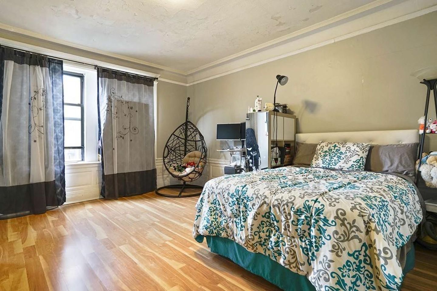 Studio bed, 1 bath apartment for rent at 466 Commonwealth Ave Unit 205, Fenway — photo 2 of 12
