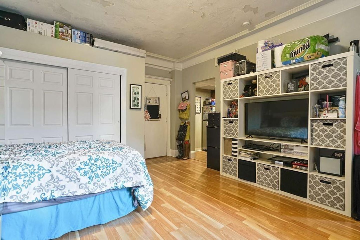 Studio bed, 1 bath apartment for rent at 466 Commonwealth Ave Unit 205, Fenway — photo 3 of 12