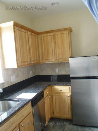 1 bed, 1 bath apartment for rent at 134 Saint Marys St Unit 7, Fenway — photo 2 of 4