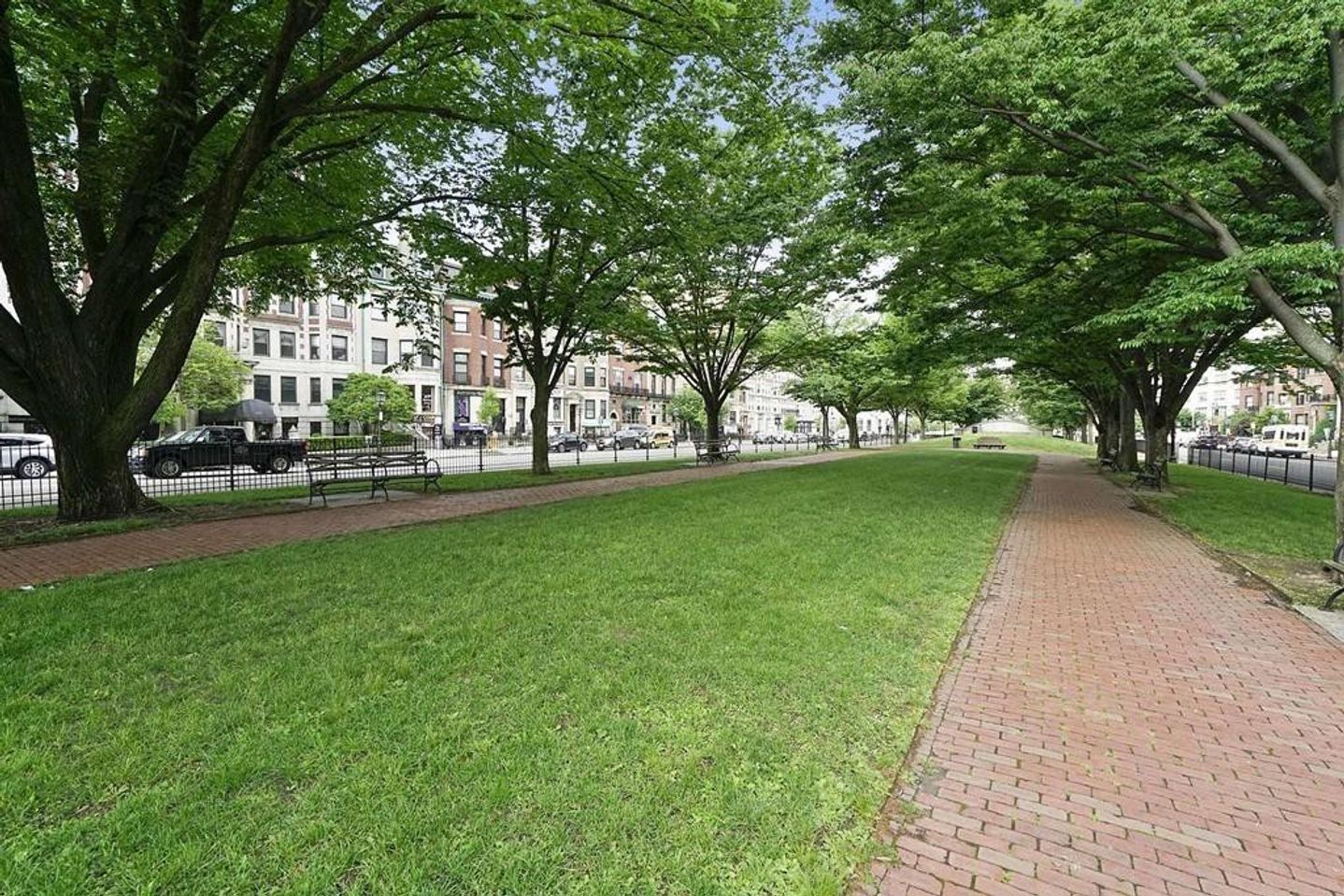 Studio bed, 1 bath apartment for rent at 466 Commonwealth Ave Unit 205, Fenway — photo 10 of 12