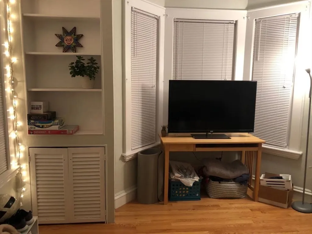 72 Boston Ave, West Medford