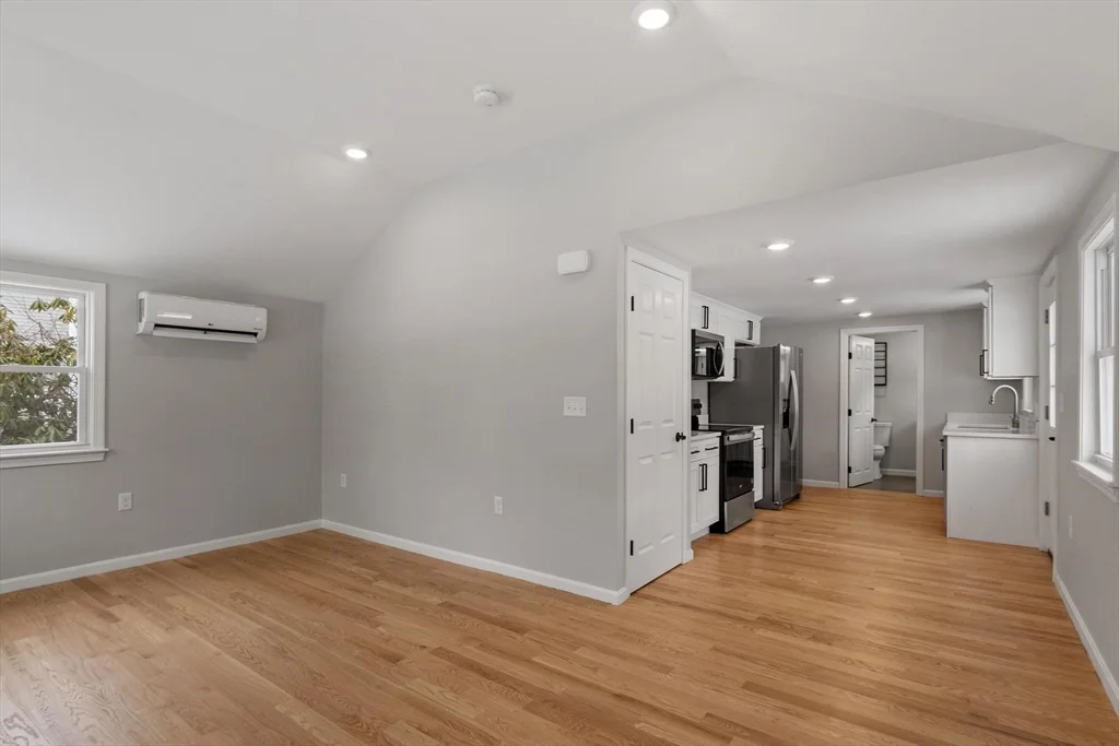 31 Birch Rd, Nabnasset