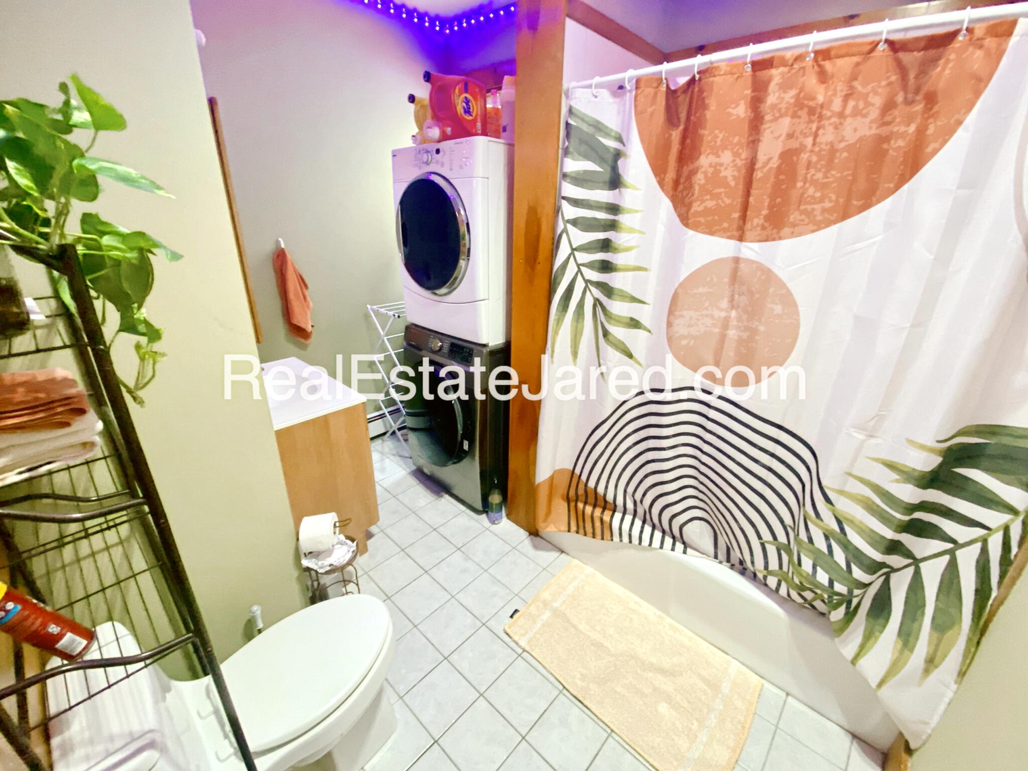 56 Calumet St, Mission Hill