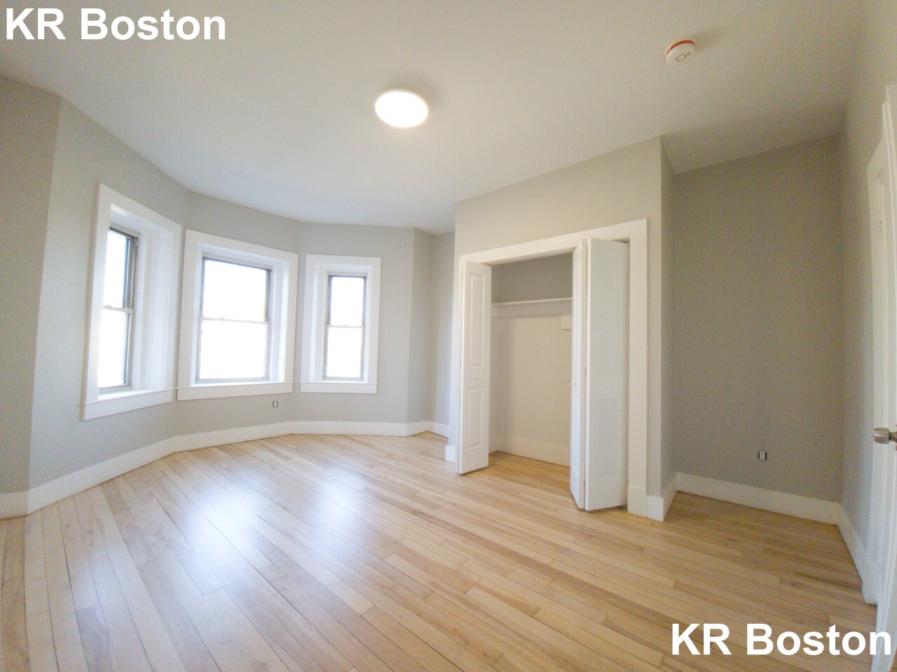 4 bed, 2 bath apartment for rent at 1284 Commonwealth Ave Unit 6, Allston — photo 1 of 3